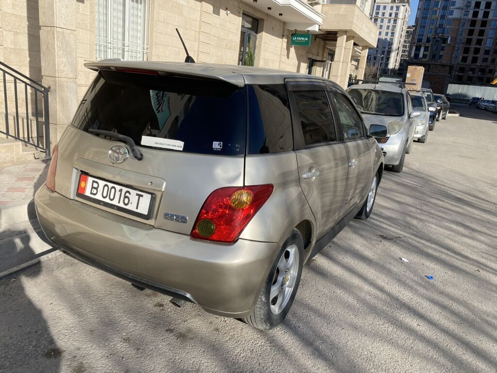 Toyota Ist: 2003 г., 1.5 л, Автомат, Бензин, Хэтчбэк: фото 4