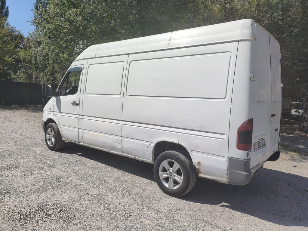 Грузовой фургон Mercedes-Benz Sprinter (длинная база, высокий: фото 3