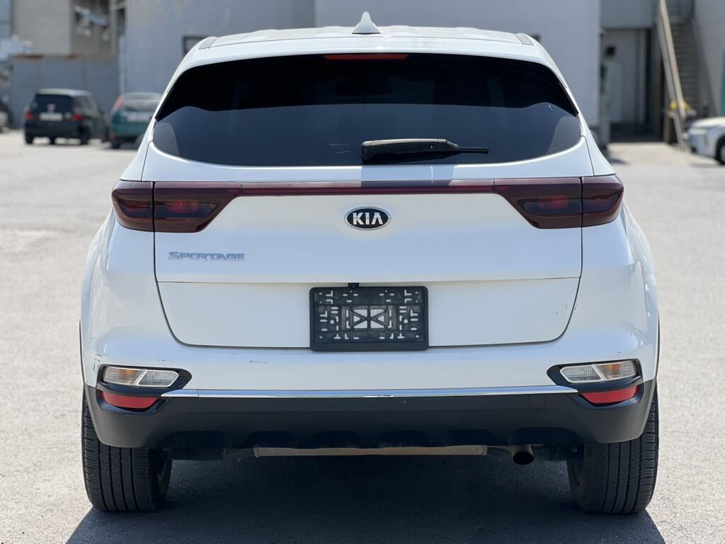 Kia Sportage: 2021 г., 2.4 л, Автомат, Бензин, Кроссовер: фото 8