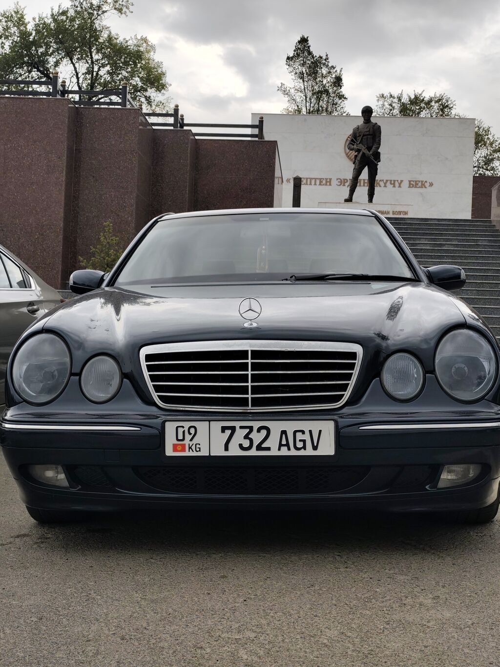 Mercedes-Benz E-Class: 1999 г., 3.2 л, Автомат, Бензин, Седан: фото 2