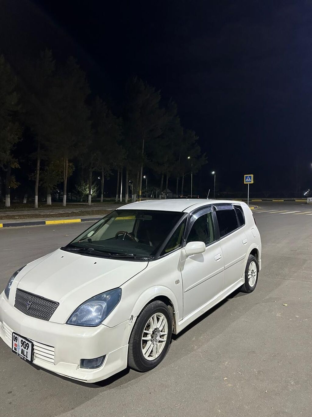 Toyota Opa: 2002 г., 1.8 л, Автомат, Бензин, Хэтчбэк: фото 1