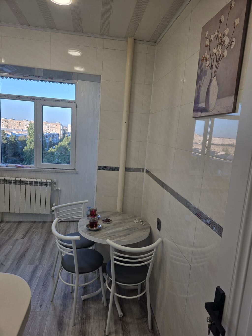 Bakı, Bakıxanov qəs., 3 otaqlı, Köhnə tikili, m. Neftçilər, 75 kv. m