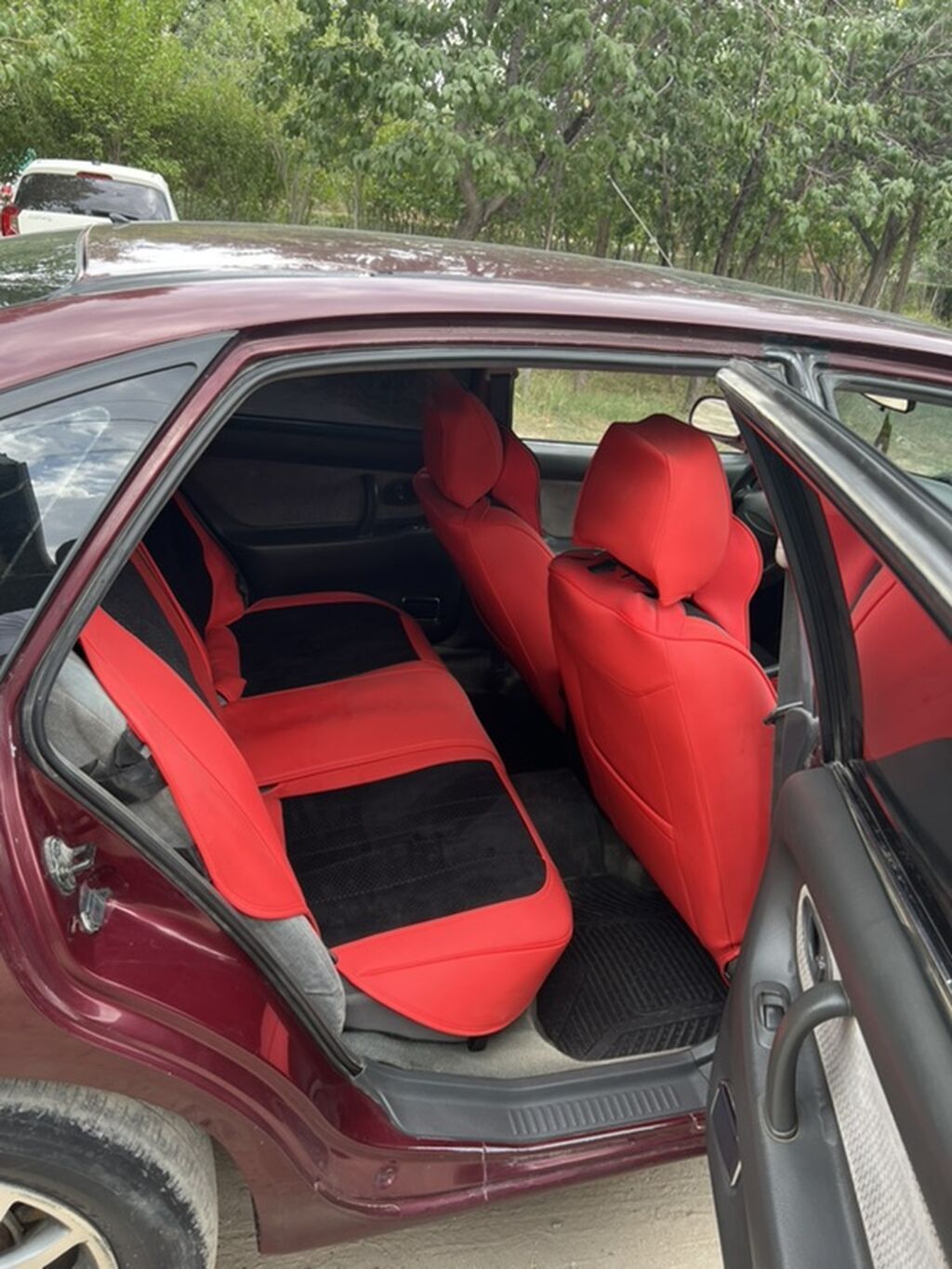 Mitsubishi Galant: 1995 г., 1.8 л, Механика, Бензин, Седан: фото 7