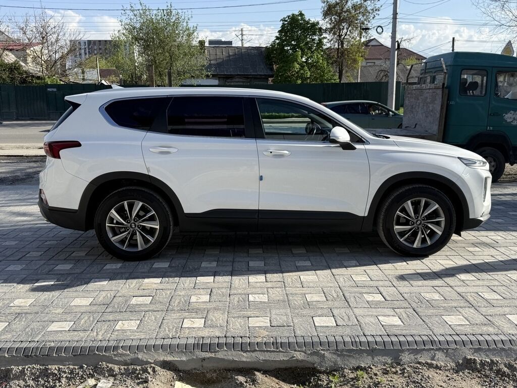 Hyundai Santa Fe: 2018 г., 2 л, Автомат, Дизель, Кроссовер: фото 5