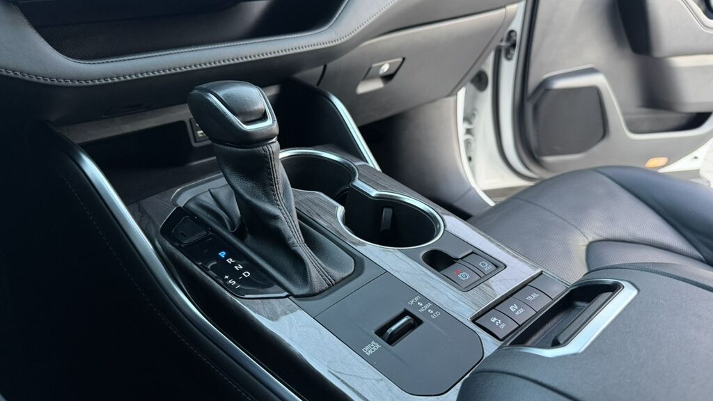 Toyota Highlander: 2022 г., 2.5 л, Автомат, Гибрид, Кроссовер: фото 8