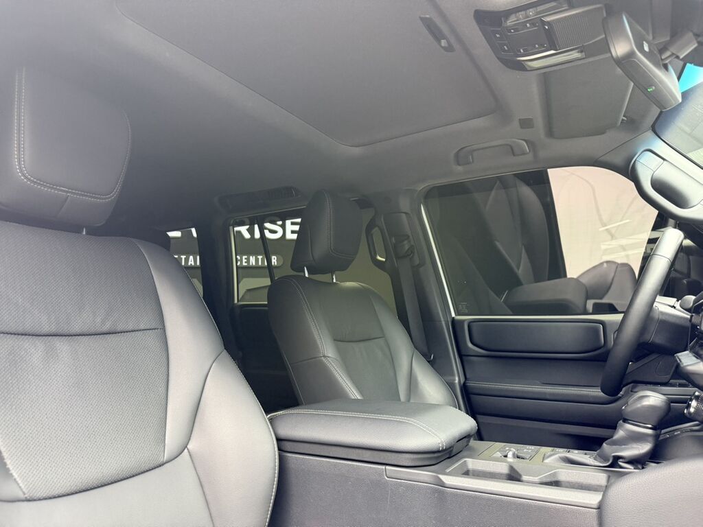 Toyota Land Cruiser Prado: 2024 г., 2.4 л, Автомат, Бензин, Внедорожник: фото 7
