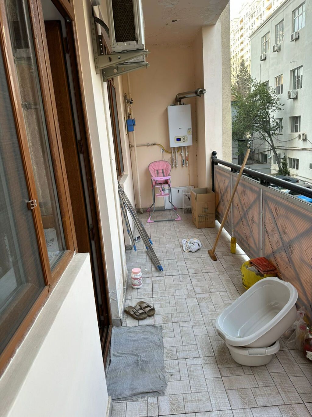 3 otaqlı, Yeni tikili, 128 kv. m