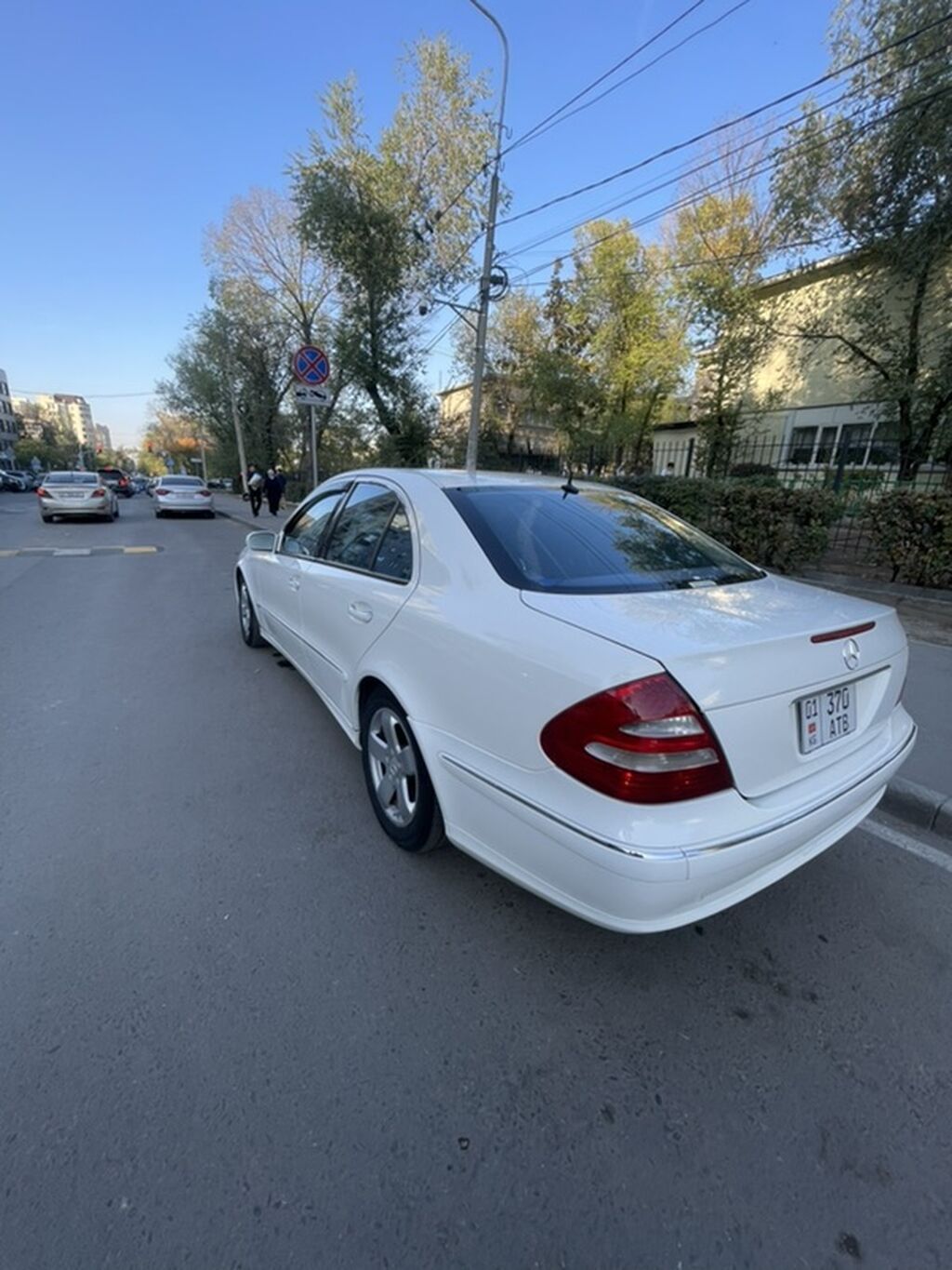 Mercedes-Benz E-Class: 2003 г., 3.2 л, Автомат, Бензин, Седан: фото 3