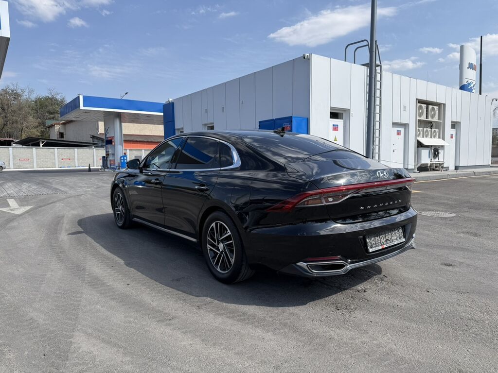 Hyundai Grandeur: 2020 г., Седан: фото 4