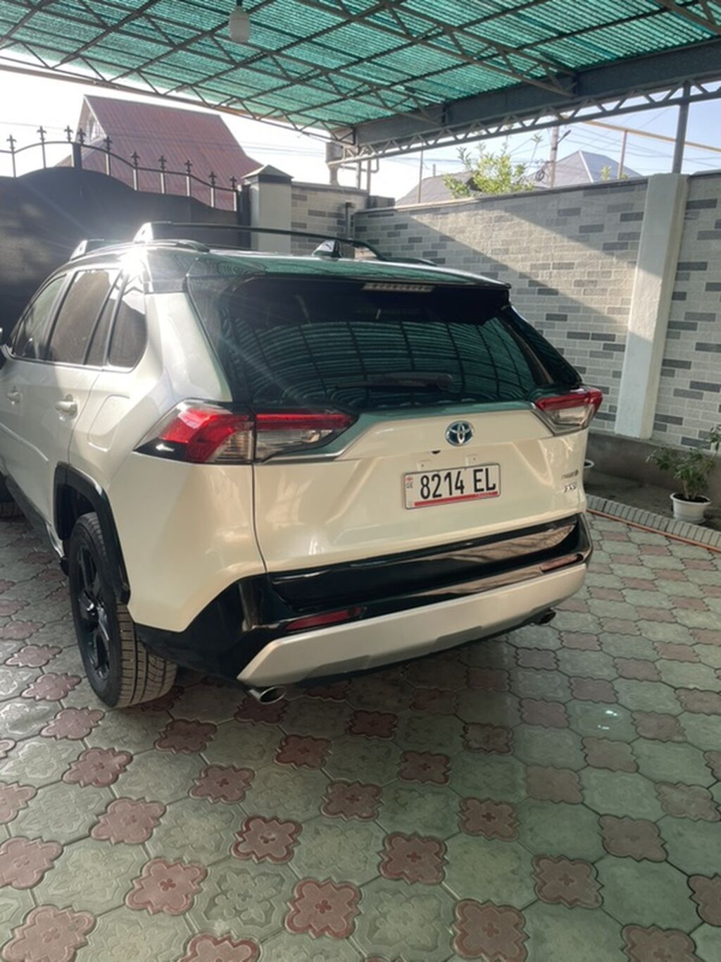 Toyota RAV4: 2020 г., 2.5 л, Вариатор, Гибрид, Кроссовер: фото 4