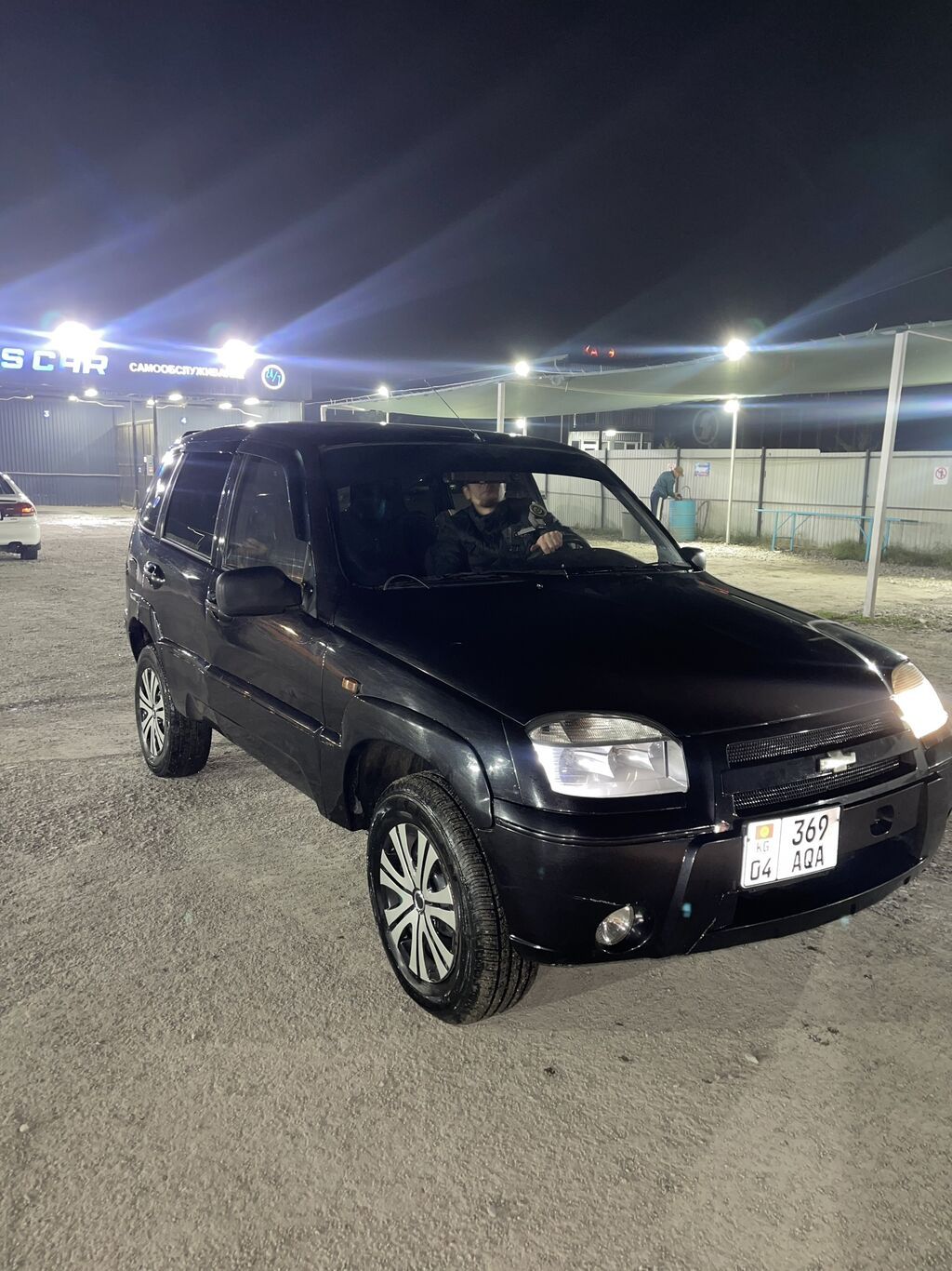 Chevrolet Niva: 2006 г., 1.7 л, Механика, Бензин, Внедорожник: фото 2