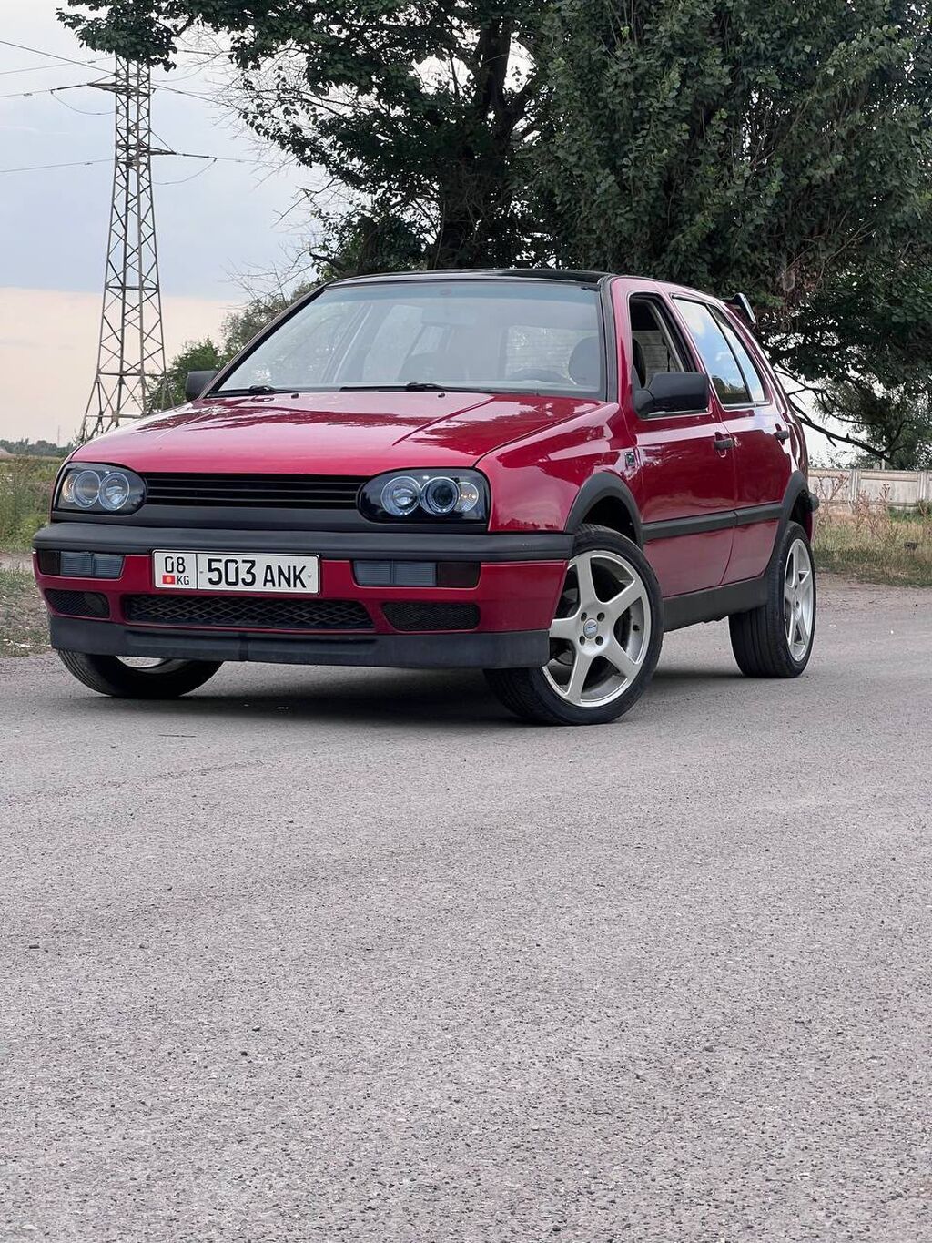 Volkswagen Golf: 1992 г., 1.8 л, Хэтчбэк: фото 2