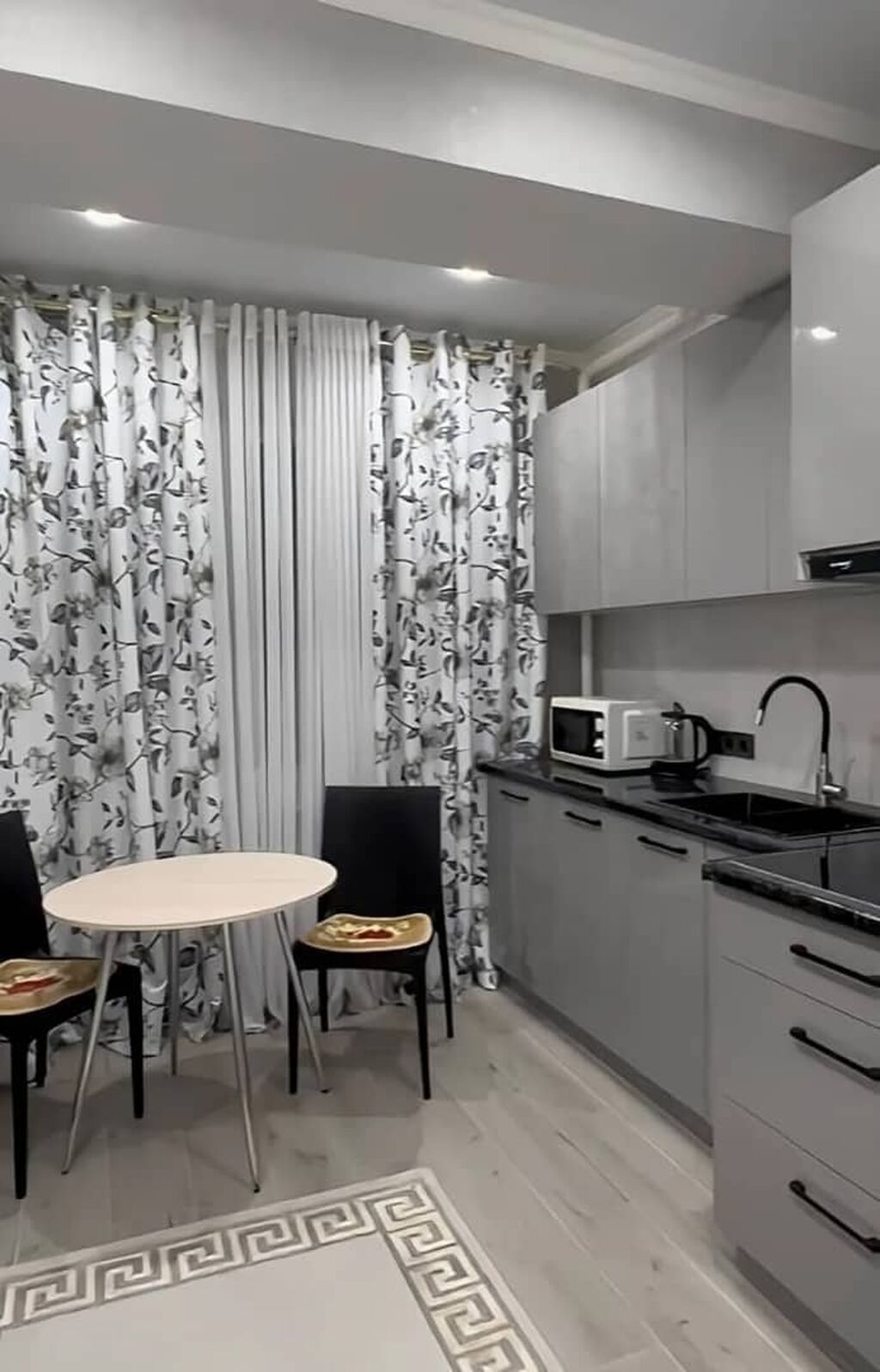 1 комната, Церковь, Душевая кабина, Постельное белье, Кондиционер, фото 3