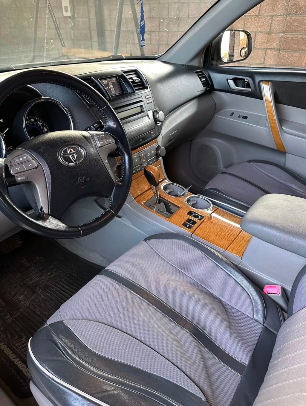 Toyota Highlander: 2009 г., 3.3 л, Автомат, Гибрид, Внедорожник: фото 6