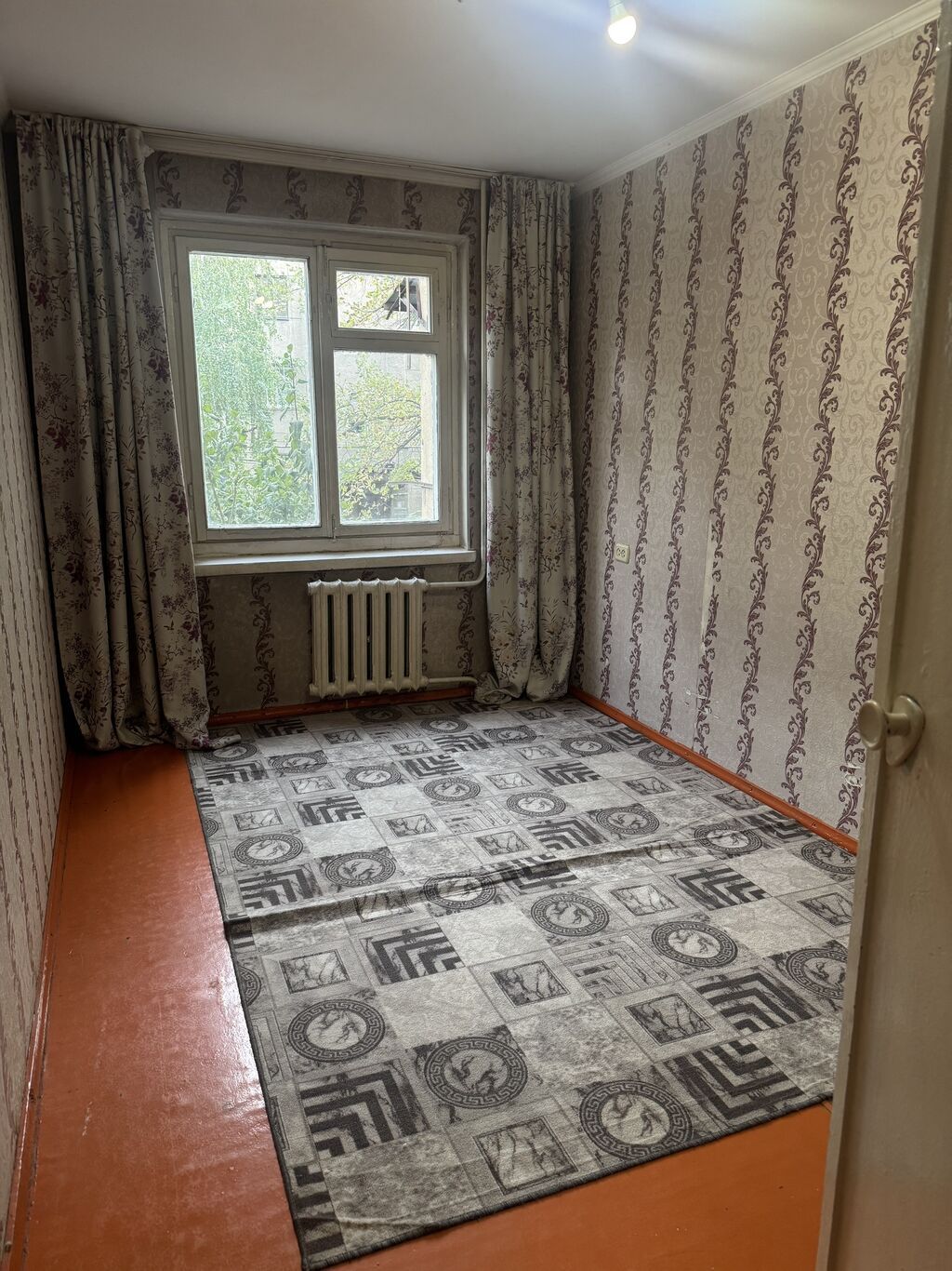 2 комнаты, 44 м², Аламедин-1 мкр 104 серия, 2 этаж, Косметический ремонт: фото 2