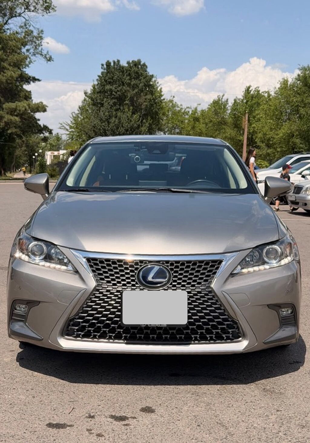Lexus CT: 2019 г., 1.8 л, Автомат, Гибрид, Хэтчбэк: фото 1