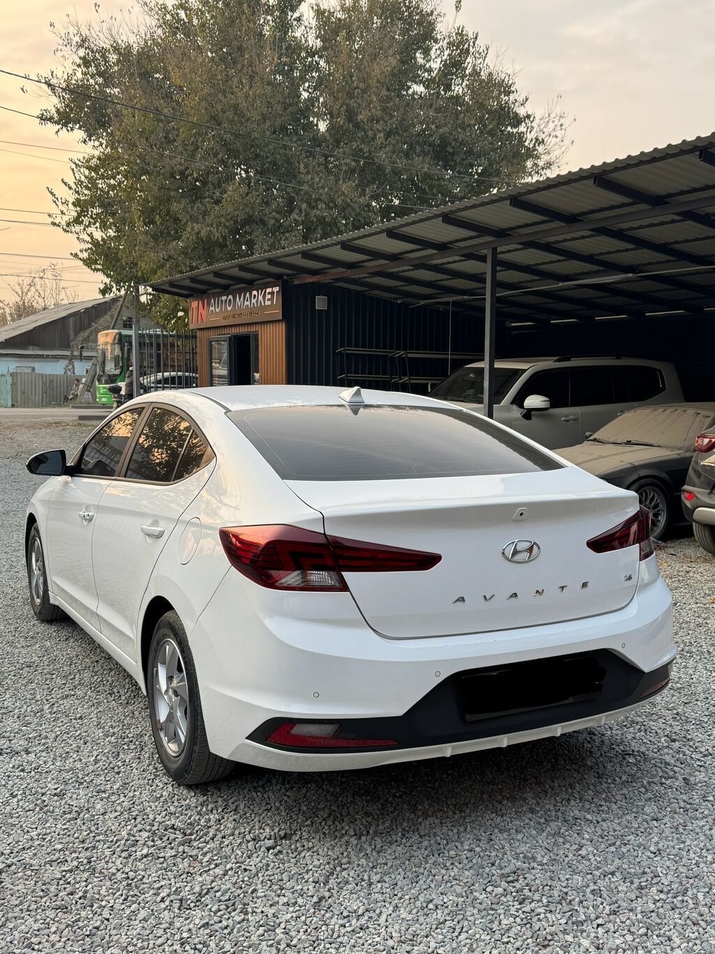 Hyundai Avante: 2019 г., 1.6 л, Автомат, Бензин, Седан: фото 2