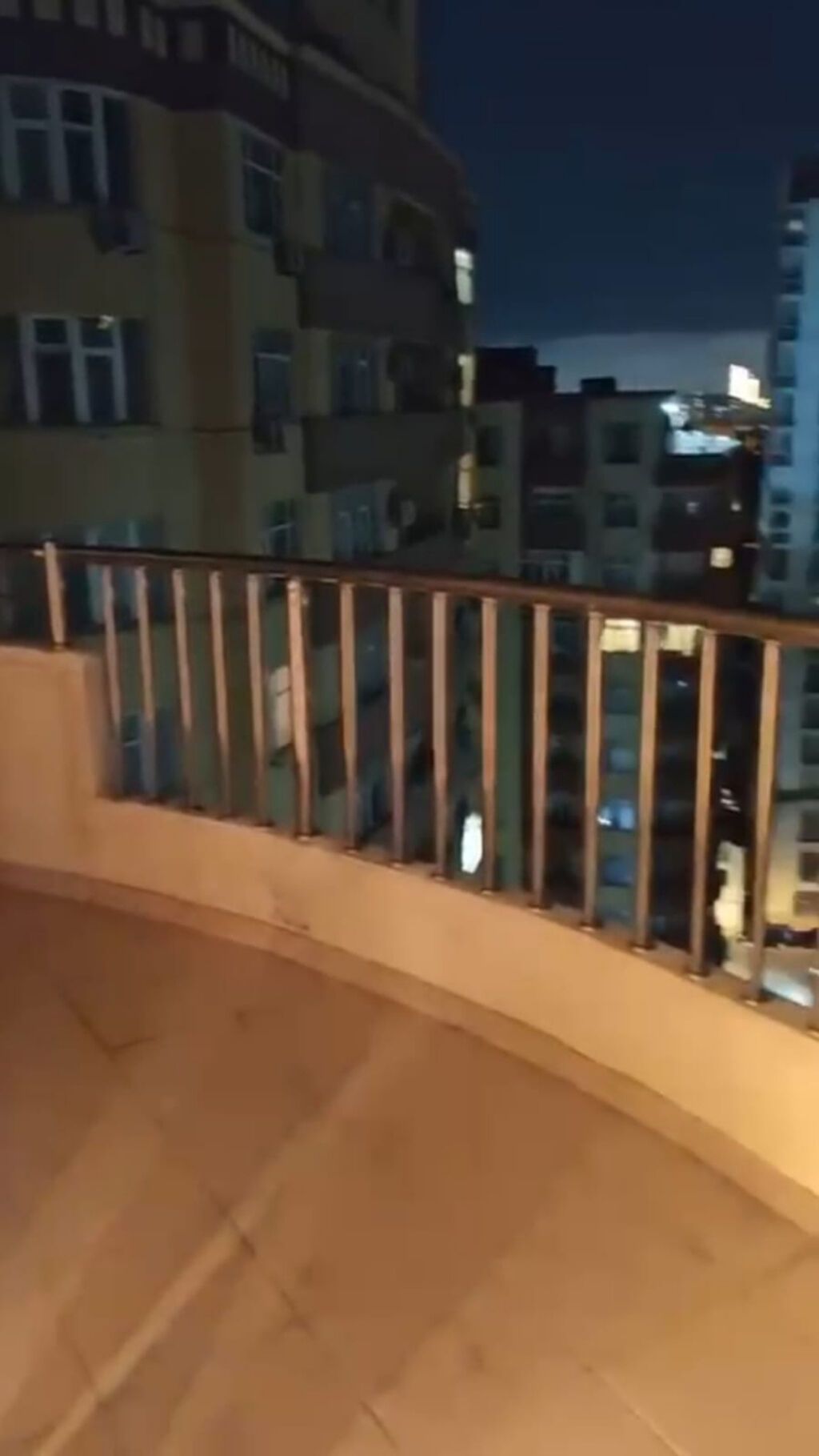 3 otaqlı, Yeni tikili, 157 kv. m