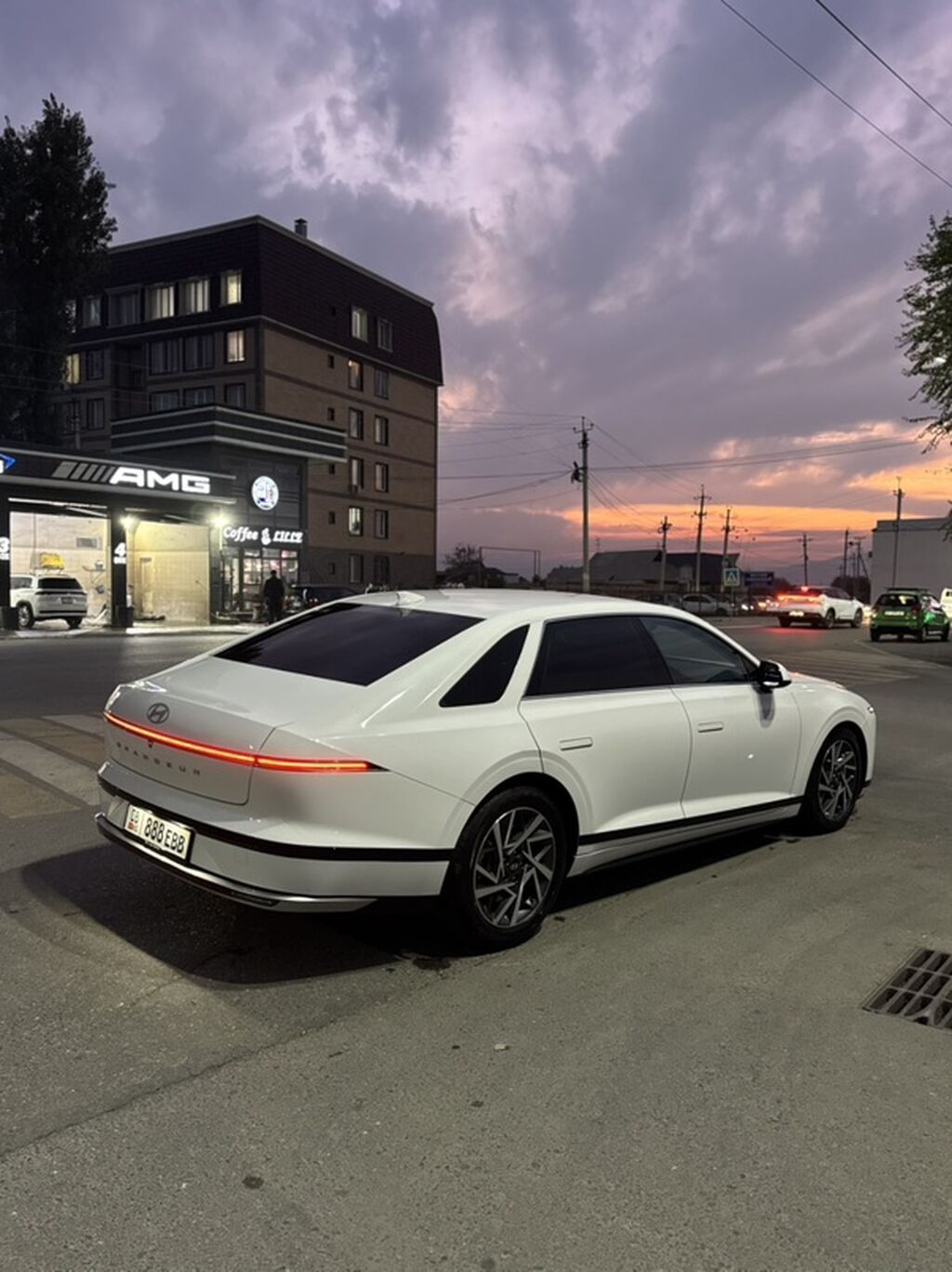 Hyundai Grandeur: 2023 г., 3.5 л, Автомат, Газ, Седан: фото 1