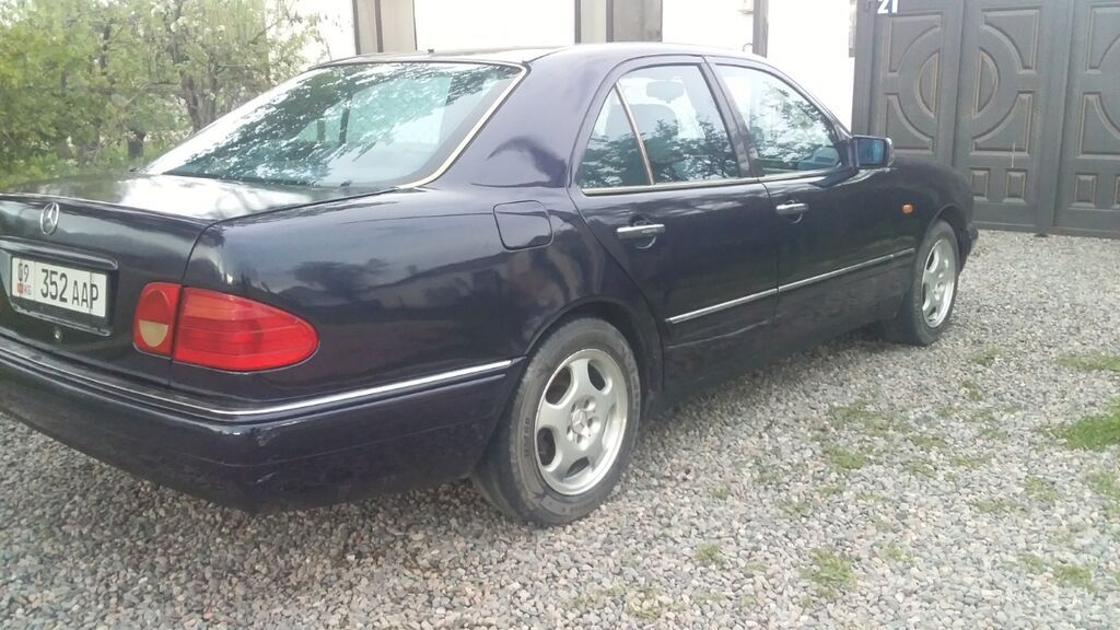 Mercedes-Benz E-Class: 1996 г., 3.2 л, Автомат, Бензин, Седан: фото 6