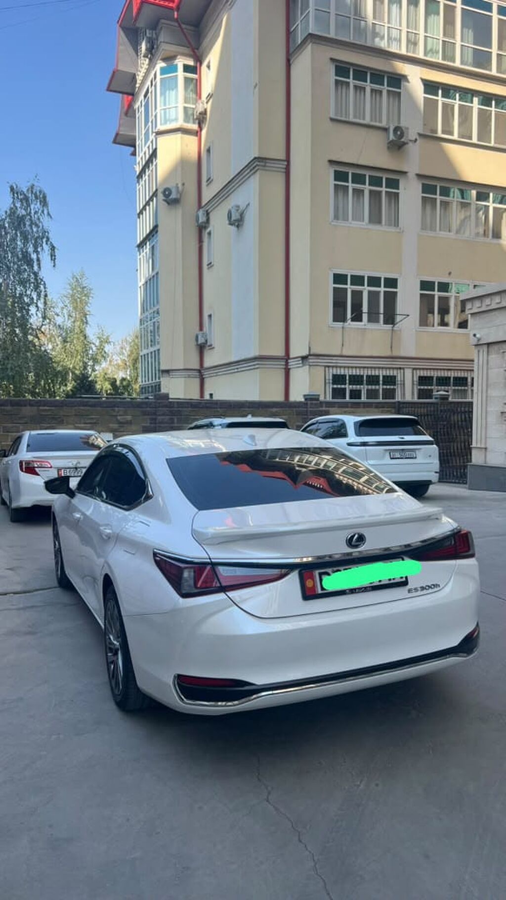 Lexus ES: 2020 г., 2.5 л, Автомат, Гибрид, Седан: фото 2