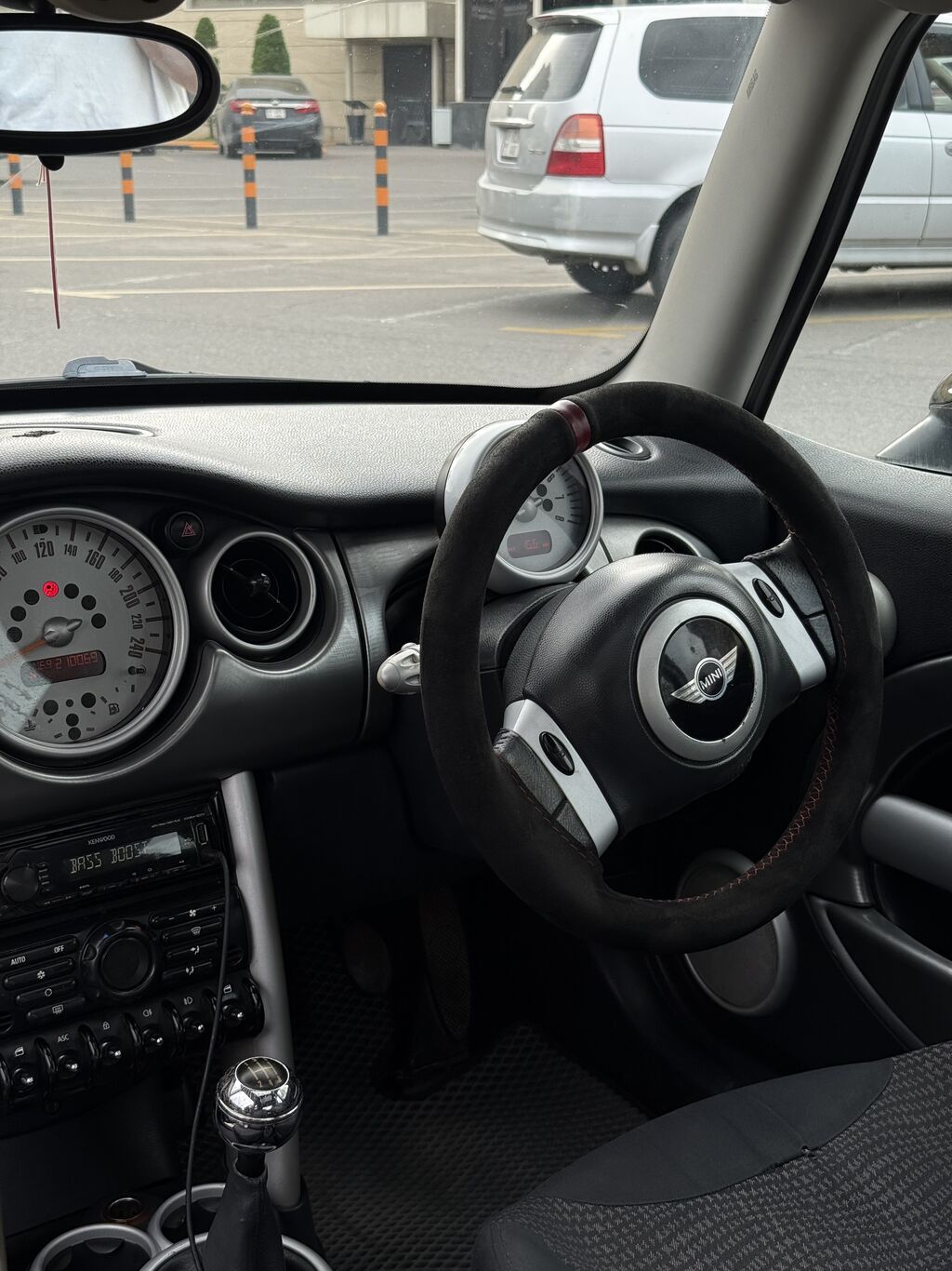 Mini Cooper: 2003 г., 1.6 л, Механика: фото 8