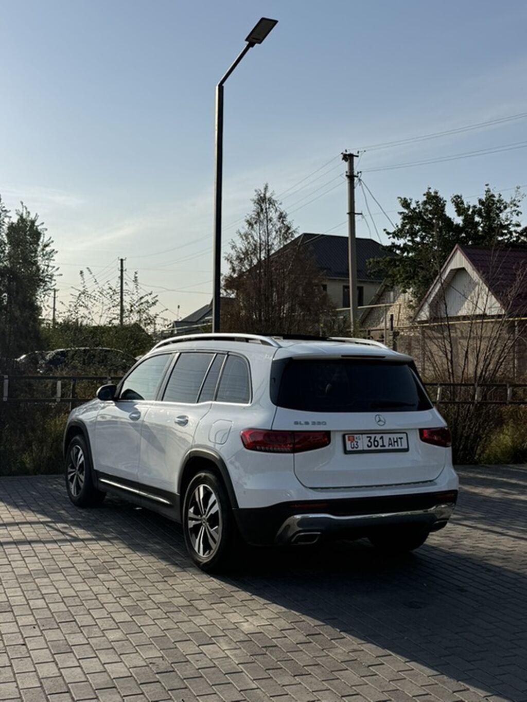 Mercedes-Benz GLB-Class: 2021 г., 2 л, Автомат, Бензин, Кроссовер: фото 3