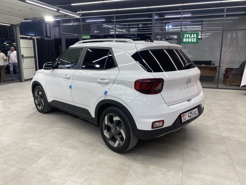 Hyundai Venue: 2019 г., 1.6 л, Автомат, Бензин, Кроссовер: фото 3