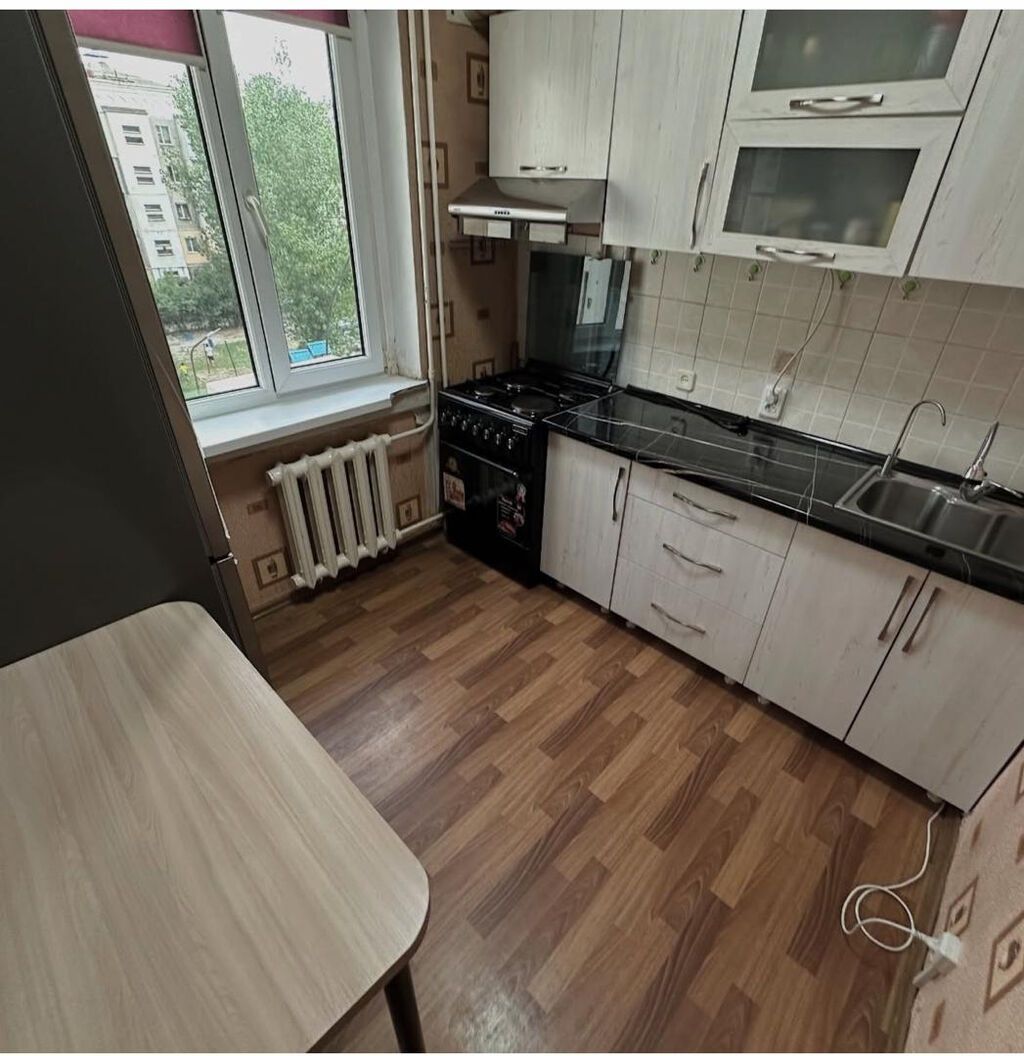 3 комнаты, 64 м², 12 мкр 105 серия, 4 этаж, Косметический ремонт: фото 7