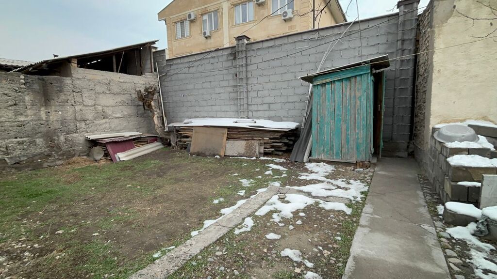 Продается одноэтажный дом в центре города Общая площадь дома —: фото 2
