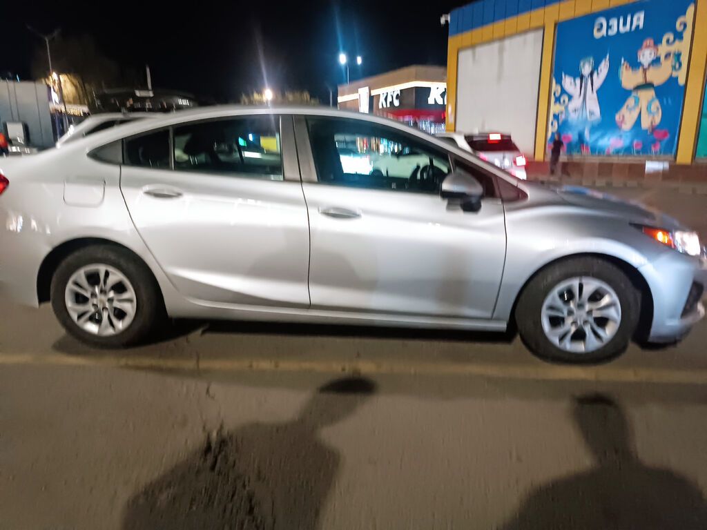 Chevrolet Cruze: 2019 г., 1.4 л, Автомат, Бензин, Седан: фото 4