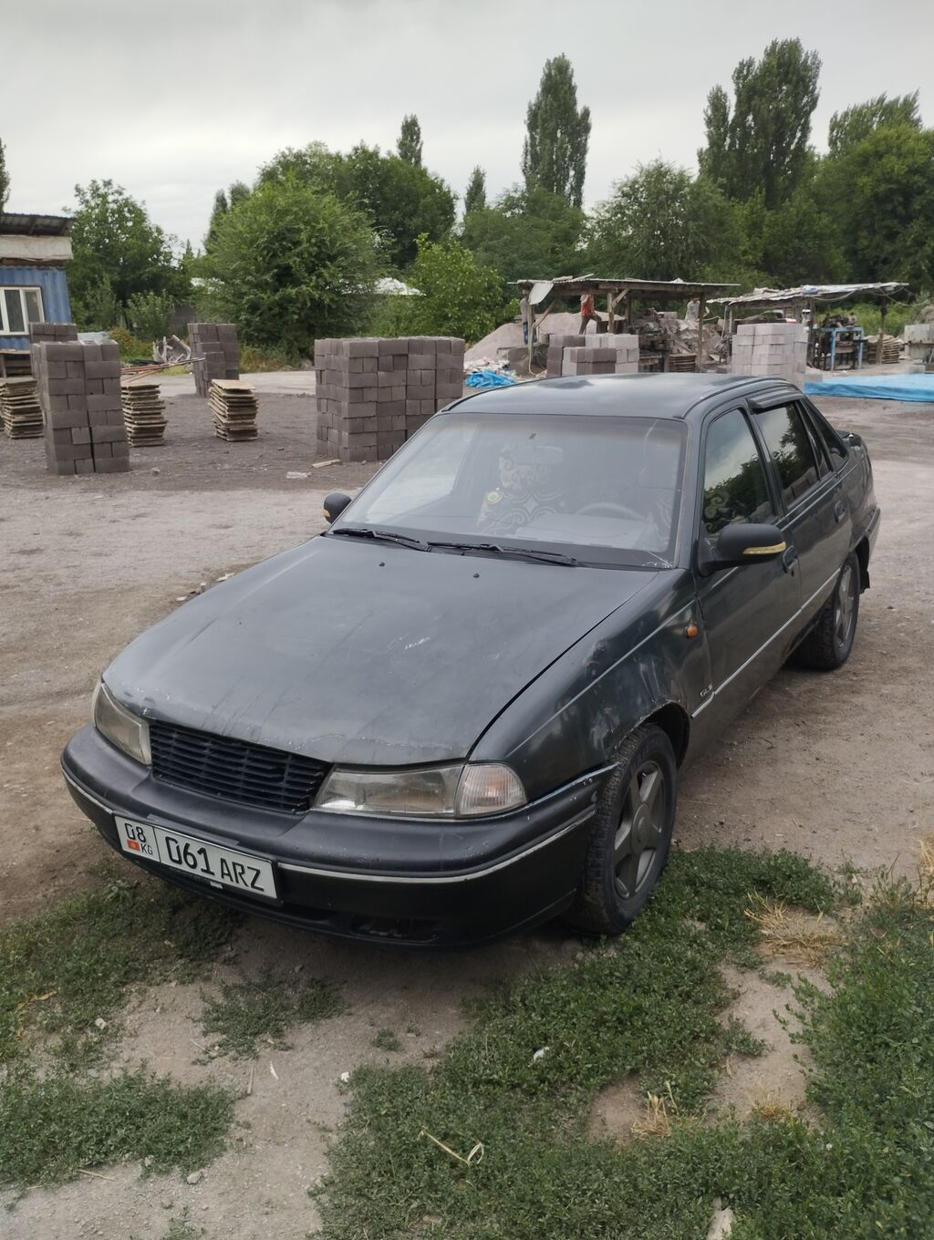 Daewoo Nexia: 2002 г., 1.5 л, Механика, Бензин, Седан: фото 2