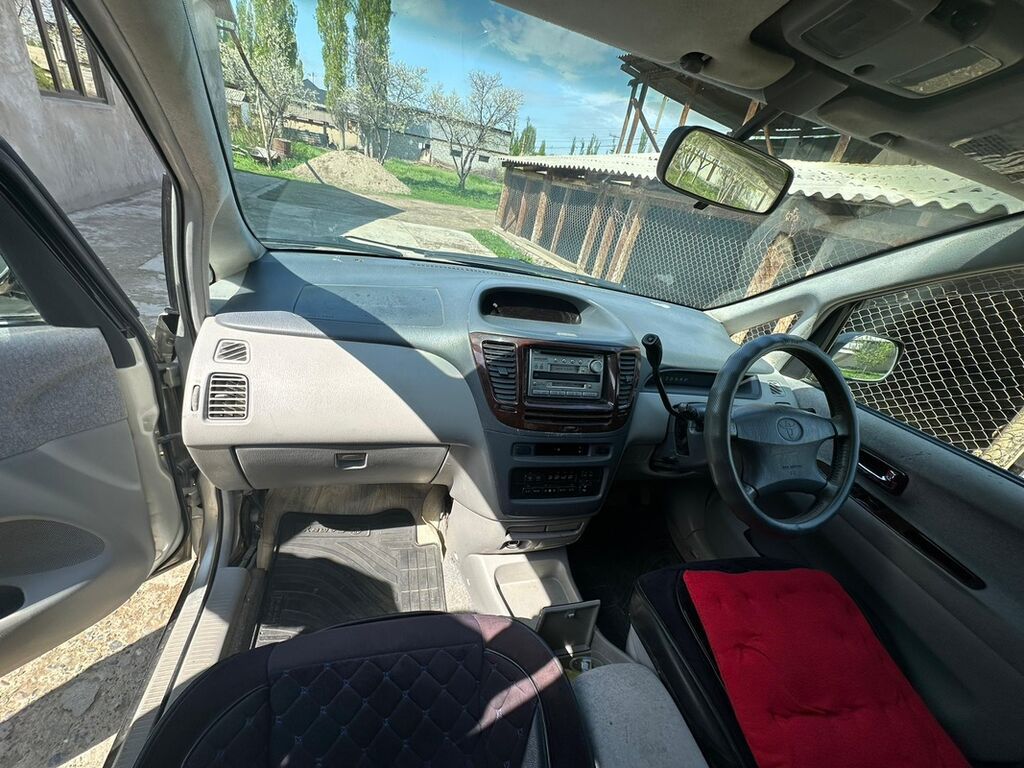 Toyota Nadia: 1998 г., Автомат, Бензин, Универсал: фото 5