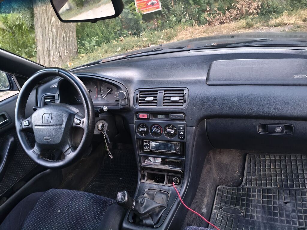 Honda Accord: 1997 г., 1.8 л, Механика, Бензин, Седан: фото 3