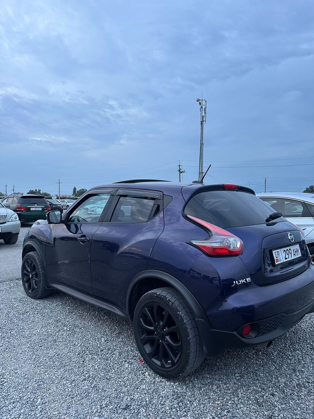 Nissan Juke: 2015 г., 1.5 л, Автомат, Бензин, Кроссовер: фото 1