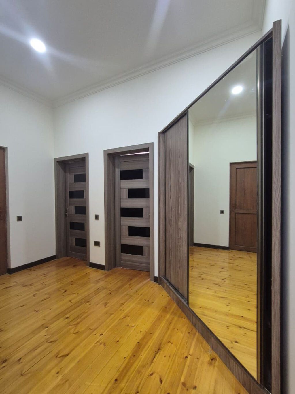 Bülbülə qəs. 3 otaqlı, 75 kv. m, Kredit var, Yeni təmirli