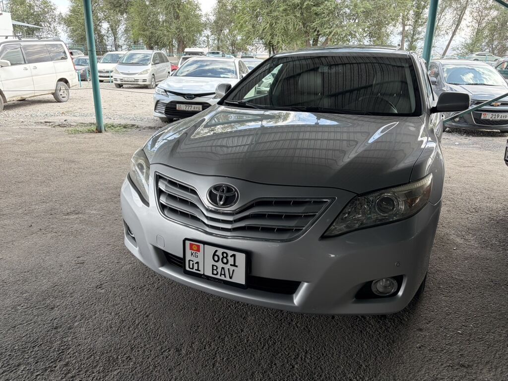 Toyota Camry: 2010 г., 2.5 л, Автомат, Бензин, Седан: фото 3