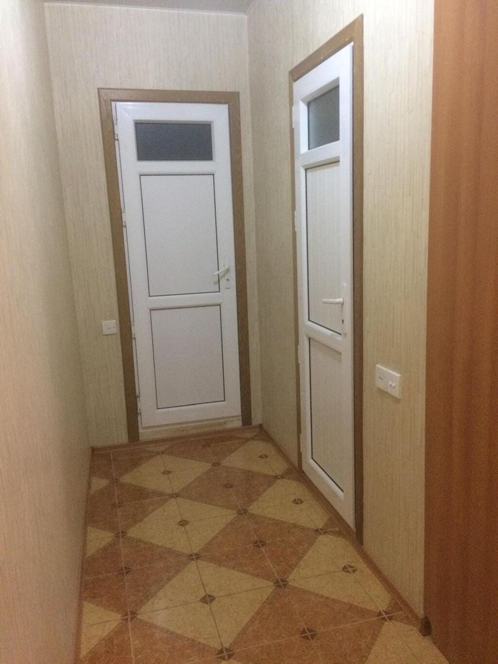 Saray, 4 otaqlı, Köhnə tikili, 85 kv. m
