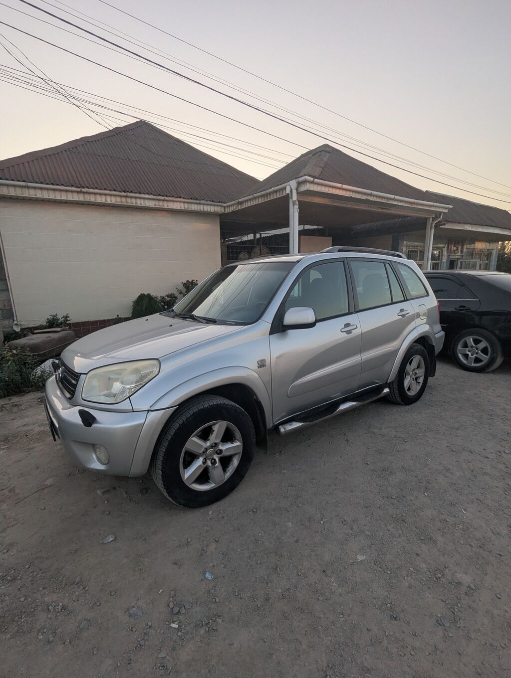 Toyota RAV4: 2005 г., 2 л, Автомат, Бензин, Кроссовер: фото 3