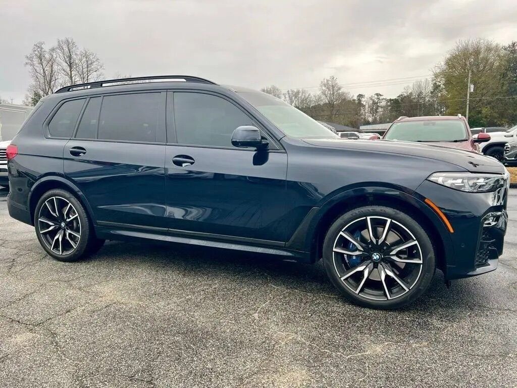 BMW X7: 2021 г., 3 л, Автомат, Бензин, Кроссовер: фото 2