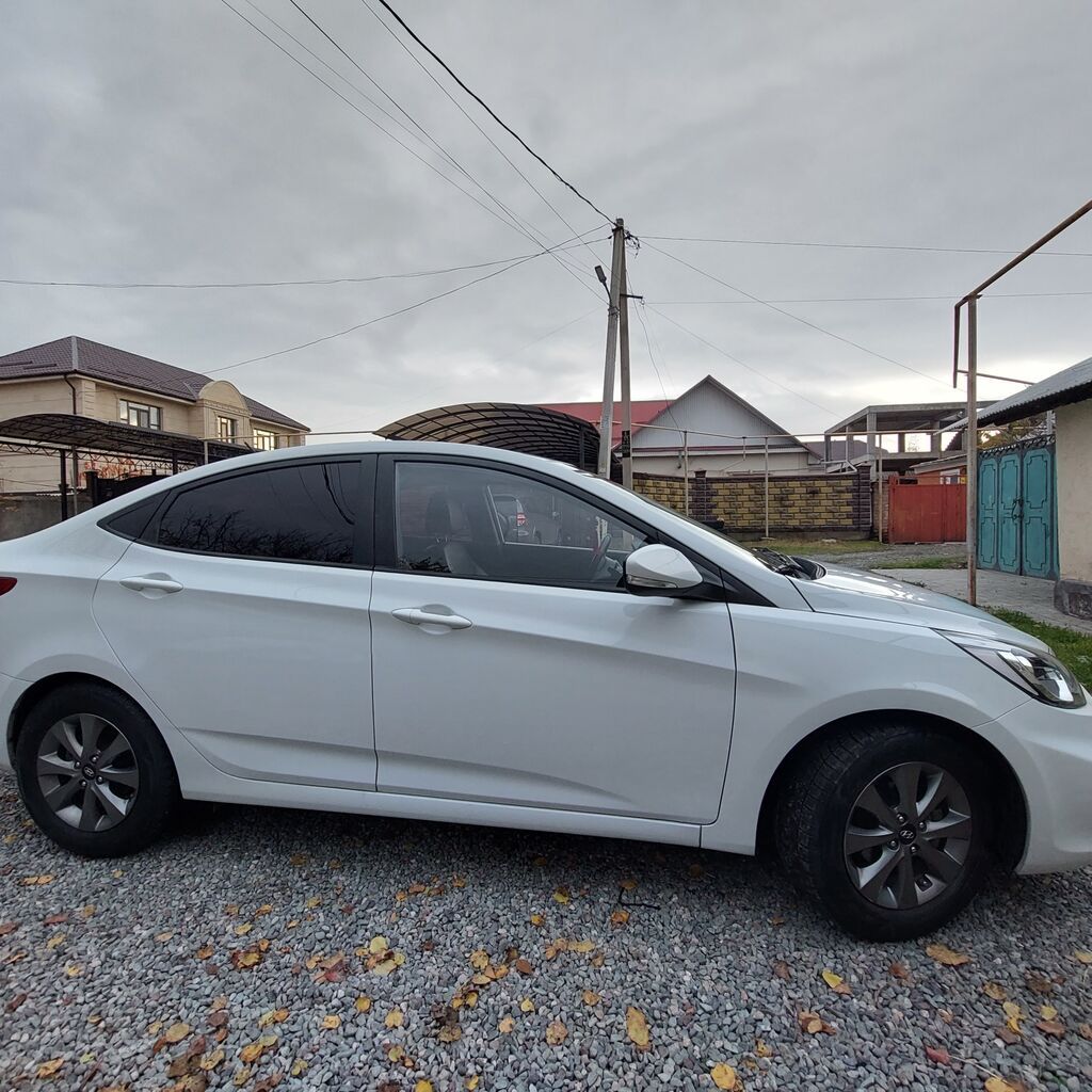 Hyundai Accent: 2019 г., 1.4 л, Автомат, Бензин, Седан: фото 4