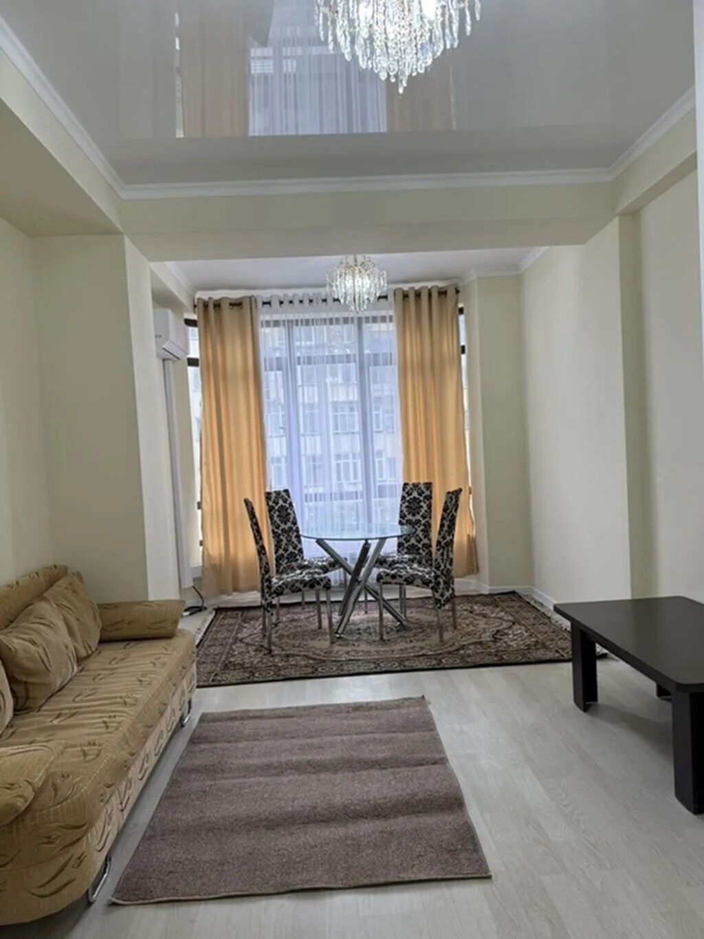 2 комнаты, 54 м², Золотой квадрат 6 этаж, Евроремонт: фото 1