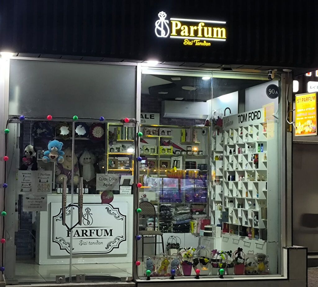 Diqqətlə Oxu!!! Yasamal Rayonu Köhnə Kaktus Restoranın düz yanında