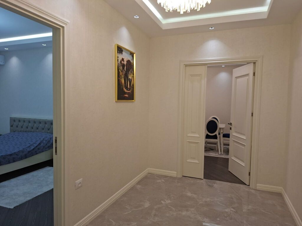 2 otaqlı, Yeni tikili, 106 kv. m