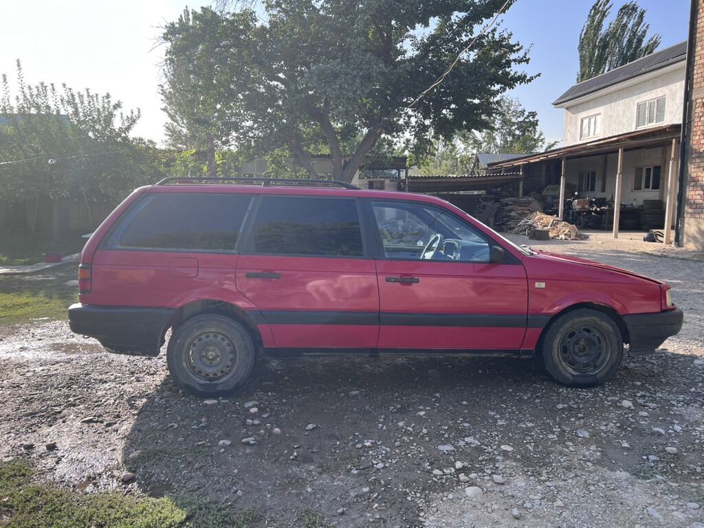 Volkswagen Passat Variant: 1989 г., 1.8 л, Механика, Бензин, Универсал: фото 8