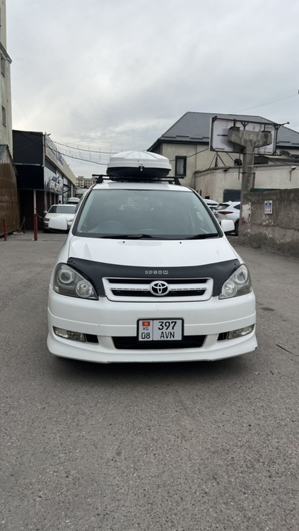 Toyota Ipsum