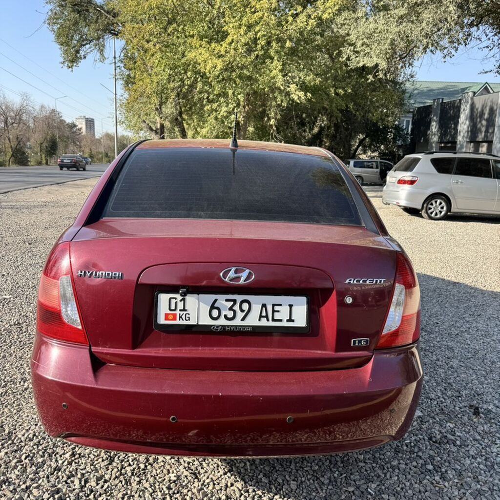 Hyundai Accent: 2007 г., 1.6 л, Автомат, Бензин, Седан: фото 4