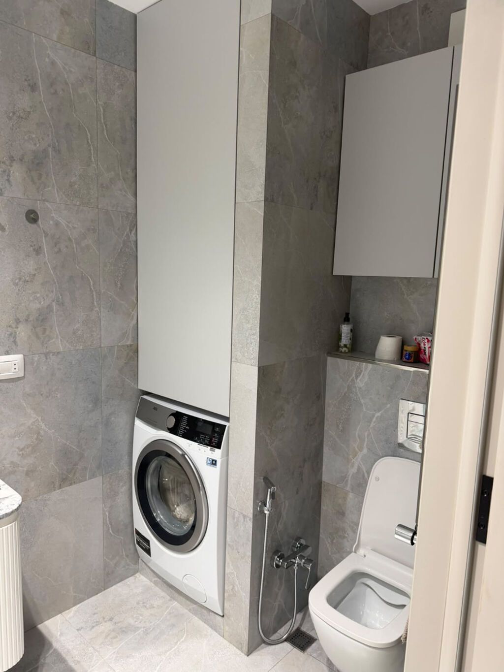 Deluxe Residence – Ceyhun Hacıbəyli küçəsi | 28 May metrosu | 2 Otaqlı