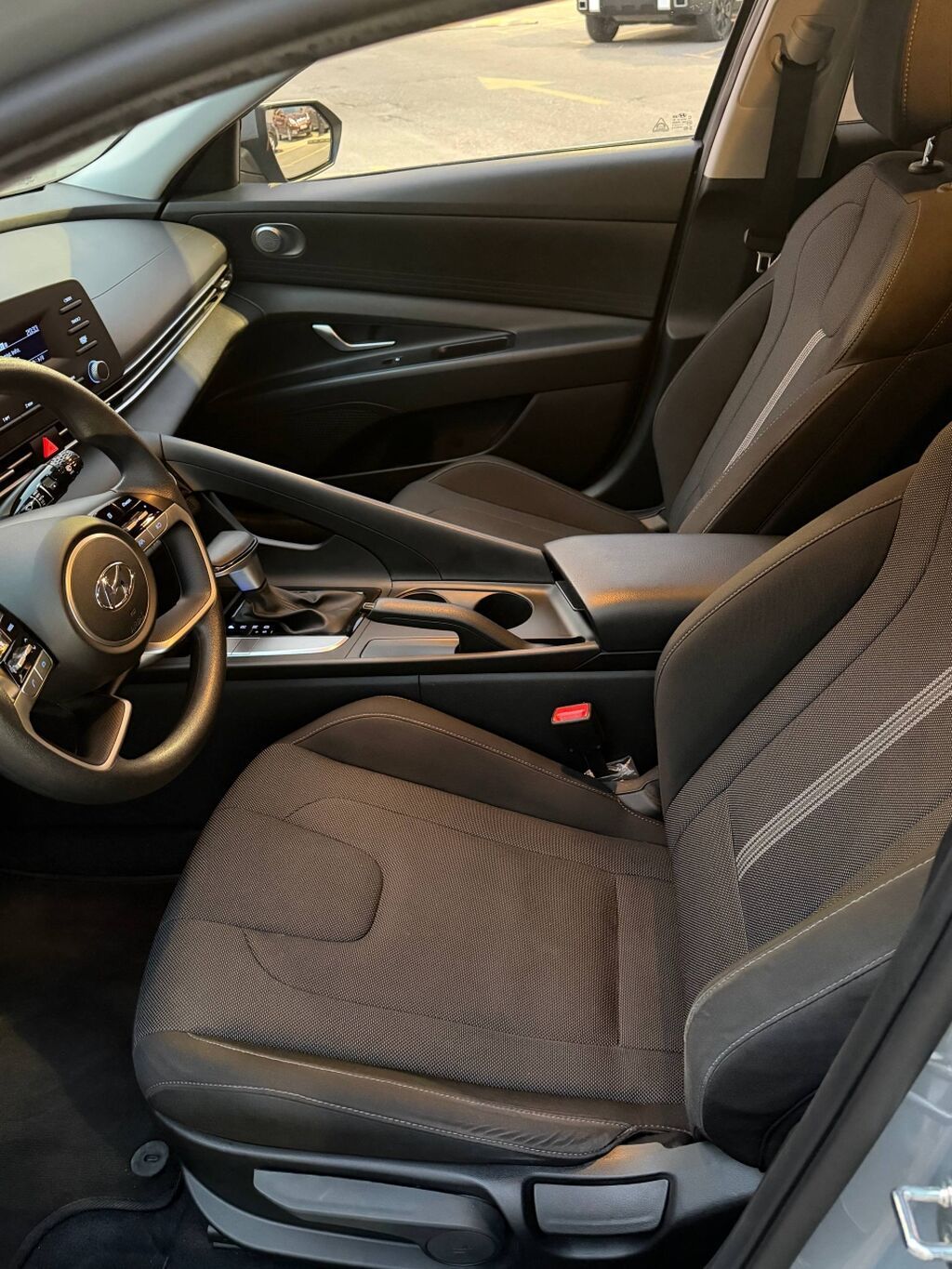 Hyundai Avante: 2022 г., 1.6 л, Вариатор, Газ, Седан: фото 8