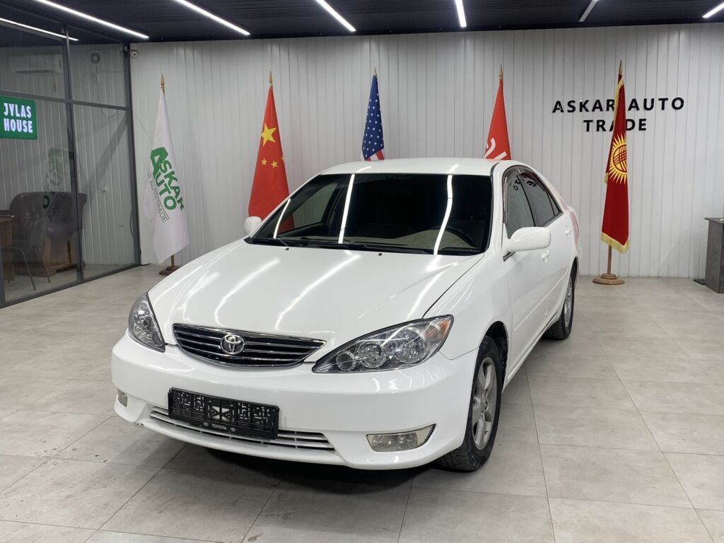 Toyota Camry: 2003 г., 2.4 л, Автомат, Бензин, Седан: фото 2